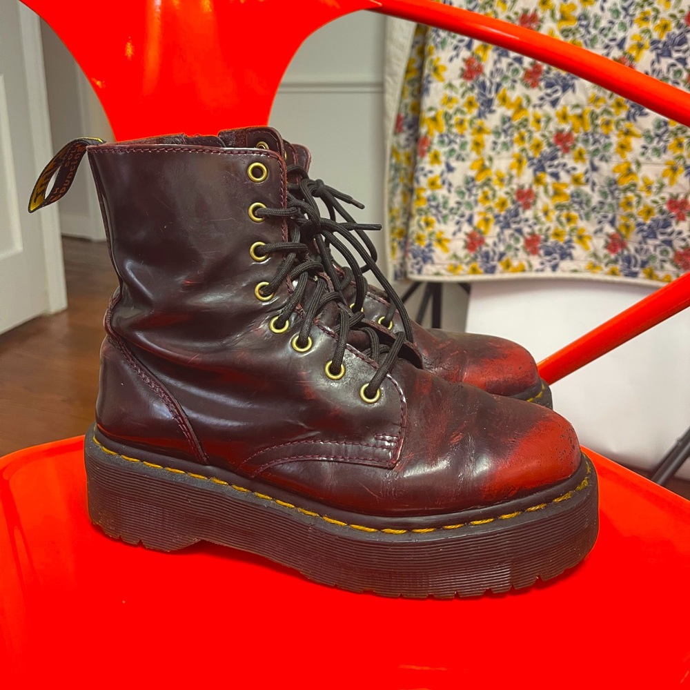 Dr. Martens Jadon Arcadia Cherry Red